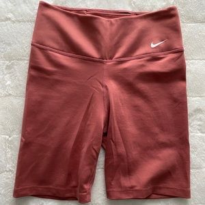 Nike bike shorts, S